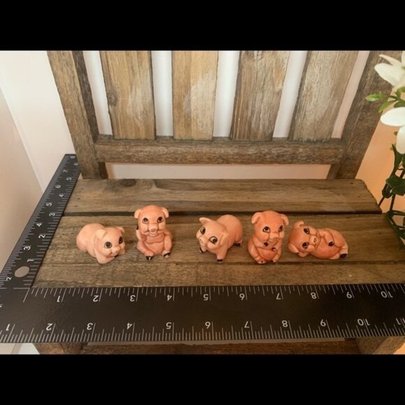 MIC Pink Pigs Mini Ceramic Vintage Figurines‎ - Picture 5 of 13